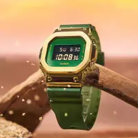 在飛比找ETMall東森購物網優惠-CASIO 卡西歐 G-SHOCK 沙漠綠洲 半透明電子錶(