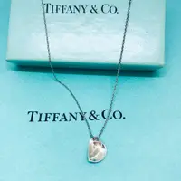 在飛比找PopChill優惠-[二手] Tiffany 立體雙愛心925純銀項鍊