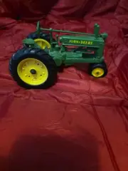 Vintage Ertl John Deere 1934 Model A Tractor 1/16 Scale Diecast