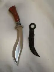 GIFT SET 2 knives - Kukri Outdoor Hunting Knife and Tactical Folding Karambit