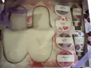 Catherine Malandrino 7 Pc Ultimate Body Care