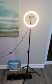 Halohold Single-Selfie Ring Light with Tripod Stand - Black