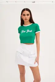 Green Baby Tee Short Sleeve Crew Neck Crop New York - Size XS, Women's Graphic Tee