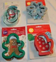 New Wilton Winter Christmas Cookie Cutter Lot Comfort Grip Snowflake Mitten Snow