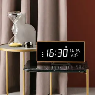 實木桌面鐘表無線藍牙音箱音響床頭電子鬧鐘靜音時鐘星期溫度時間