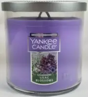 Yankee Candle LILAC BLOSSOMS Medium 2-Wick Tumbler Jar 12.5 oz Purple New Label