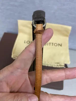 限定買家❤ LV M51980 麻將包85新 正品 真品經典原花花紋字紋 腋下包 小肩包 手拿包 扁包 宴會包 晚宴包 附原廠束口防塵袋紙盒 可加購長背帶斜背