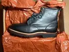 RM WILLIAMS KINGSCOTE YEARLING LEATHER BOOTS, SIZE 10 (AUST) 11 (US), NEW