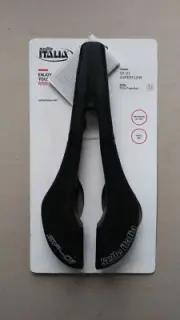Selle Italia SP-01 Superflow T316 tube Rail Saddle New