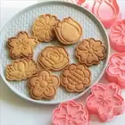 8 Pcs/set Cookie Cutters Plastic 3D Flower Shape Cartoon Pressable Biscuit M- WS
