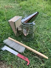 BEEKEEPING BEGINNER STARTER KIT BEE HIVE SMOKER SET HIVE TOOL BEE BRUSH BEEHIVE