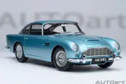 1/18 AUTOART 70288 ASTON MARTIN DB5 (CARIBBEAN PEARL/BLUE), new * Read*