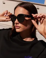 [Le Specs] Le Specs Women's Capacious Sunglasses in Matte Black/Smoke Mono One Size Matte Black/Smoke Mono
