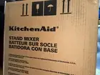KitchenAid 5 Qt Artisan 325W Tilt-Head Stand Mixer w/ Glass Bowl-Contour Silver