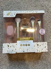 ECOTOOLS Winter Shine- Gift Brush Set, Hair Pin, Beauty Blender
