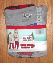 NWT Kid s Holiday #FamJams Unisex Pajama Set Assorted Sizes