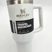 New Stanley 40oz Frost Pearlescent Quencher Tumbler Rare Target
