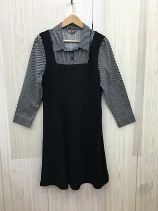 【愛莎＆嵐】 Town wear 棠葳 女 黑色假兩件式直條紋造型長袖洋裝/XL 11301 24