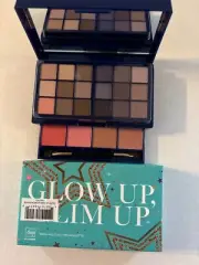 Avon Glimmer Glow Up, Glim Up Mega Palette-30 Eyeshadows-4 Blushes