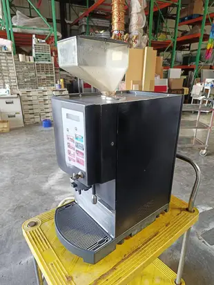 桃園國際二手貨中心-----瑞士EARO Serie 50 全自動商用義式咖啡機