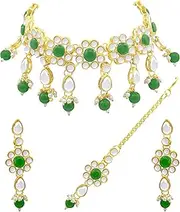 [Samyuktha] Traditional Gold Plated Attractive Look Floral Shape Design Kundan Stone Studded Choker Necklace Earring With Maangtikka Jewellery Set (Green), Brass, No Gemstone