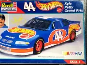 Revell Monogram 44 Hot Wheels Pontiac Grand Prix Kyle Petty Model Kit New In Box