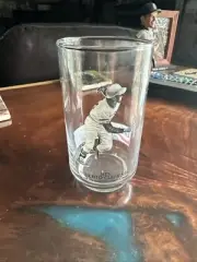 Roberto Clemente Baseball Collector Glass Pepsi & United Oil. Exc Condition