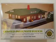 HO Scale Bachmann Lighted Passenger Station #46217 Unopened Sealed
