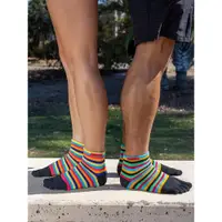 在飛比找ETMall東森購物網優惠-INJINJI彩虹COOLMAX兒童運動襪