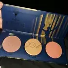 ZOEVA Premiere Blush Palette Shimmer Pink Matte Terracotta Champagne Highlighter