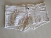 NWT United Colors Of Benetton Short Shorts Size 10, Women, Girls, Clothing White