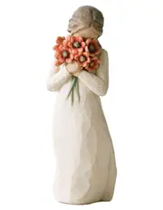 [Willow Tree] Surrounded by Love Figurine 13cm in Multi
