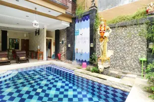 普斯巴格拉哈酒店Puspa Graha Villatel