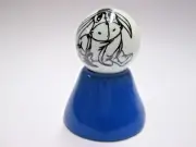 EEY ORE FROM WIN NIE PO OH IMAGE ON WHITE MARBLE