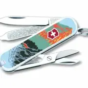VICTORINOX Grear Smoky Mountains from Japan Swiss Army knife New Classic SD