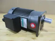 Sesame Motor Chip Auger G11V200U-10 3 Phase 230V/460V Ratio 1:10