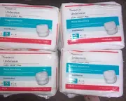 Cardinal Health Adult Underwear SURE CARE PLUS Heavy Small/Medium 4x25ct Package