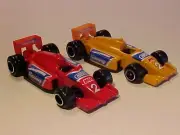 LOT 2x 3 INCH F1 Formula One Ferrari Lotus ? Welly 1/64 Diecast Mint Loose