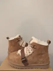 Ugg Australia Women's Dune Mini Shearling Boots Size 8 NIB