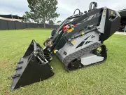 Brand New Derette DRT450 Mini Skid Loader - Honda Engine & Triple Pump