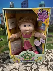 Cabbage patch babblin’ fun girl NIB Kid Doll