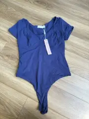 QINSEN Women V Neck Bodysuit Short Sleeve Body Suits Seamed Cup Out Tops Shirt M