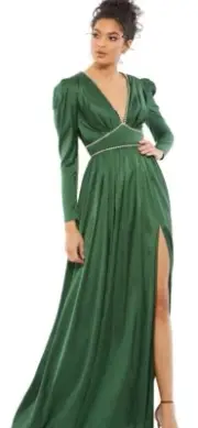 Mac Duggal Emerald Green Long Dress 55702. Rhinestones Size 12 Retail $ 398