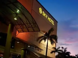 天宇大@士拉央飯店Sky Hotel @ Selayang