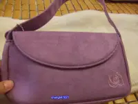 在飛比找Yahoo!奇摩拍賣優惠-全新 LANCOME 蘭蔻粉紫色手提包/化妝包(磁扣)