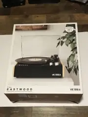 Innovative Technology VTA-72-BAM Victrola Eastwood Bluetooth Record Player