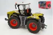 Model tractor Britains Claas Tractor Xerion 5000 1:3 2 vehicles diecast