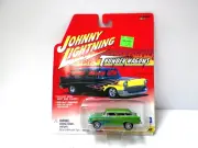 Johnny Lightning- Thunder Wagons- Custom '56 Nomad-----JL2