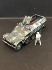 1/72 Sd.Kfz 251/10 Ausf A 3.7cm PAK. Painted Resin model. 3800 models on offer