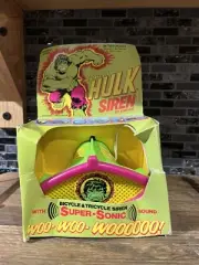 1970S VINTAGE THE INCREDIBLE HULK SIREN BY EMPIRE MARVEL W/ BOX NEVER USED
